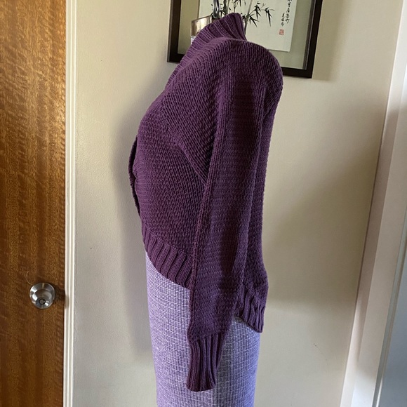 Puma Ladies one button high low cardigan sweater - Picture 2 of 6